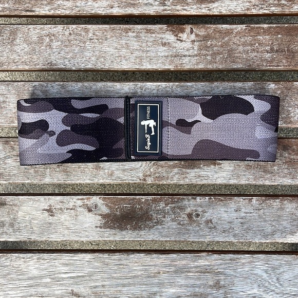 Camo Suzie B Fitness Band - Picture 2 of 4